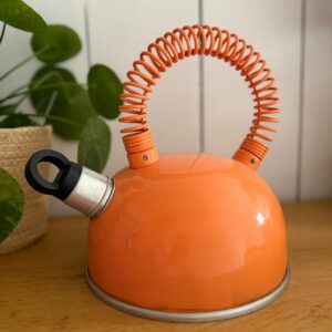 bouilloire sifflante beka vintage orange années 70