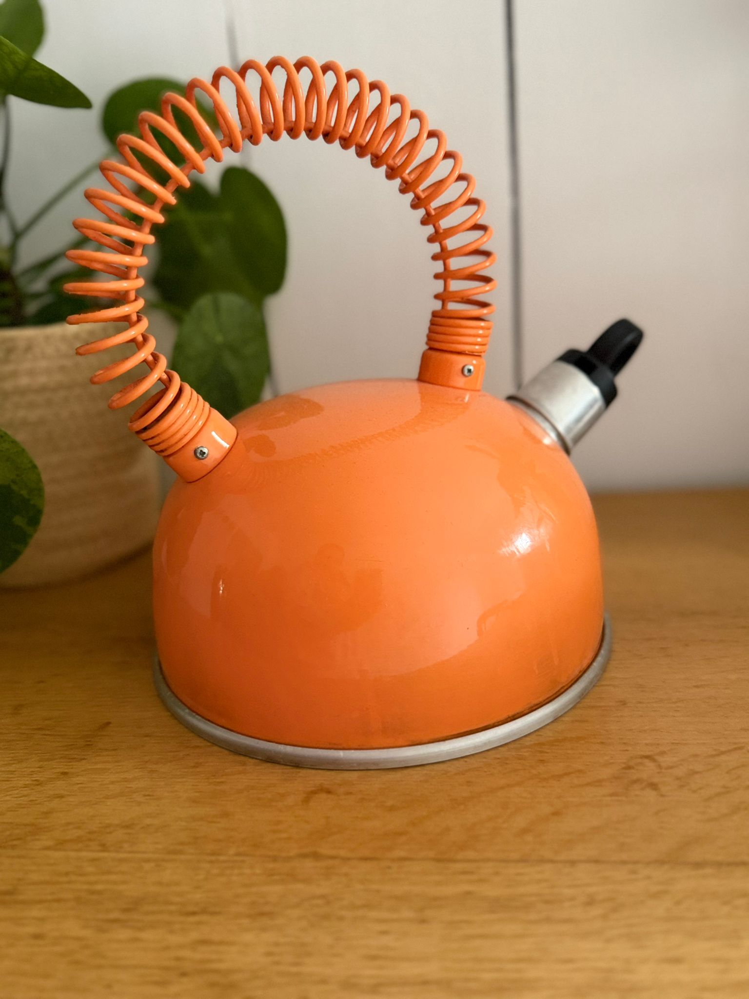 bouilloire sifflante beka vintage orange années 70 bouilloire sifflante beka vintage orange années 70