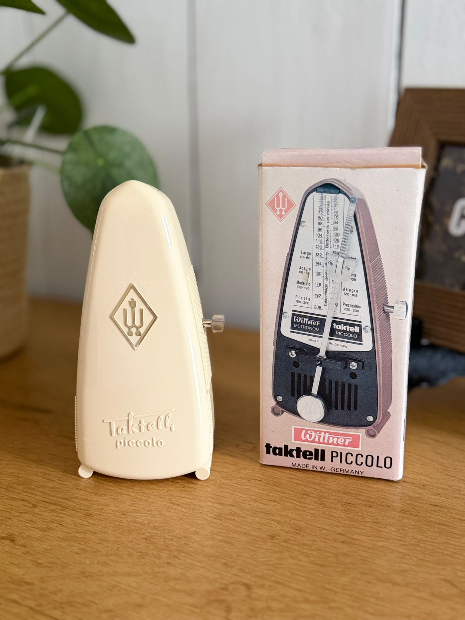 métronome wittner taktell piccolo vintage avec boîte d'origine – made in germany métronome wittner taktell piccolo vintage avec boîte d'origine – made in germany