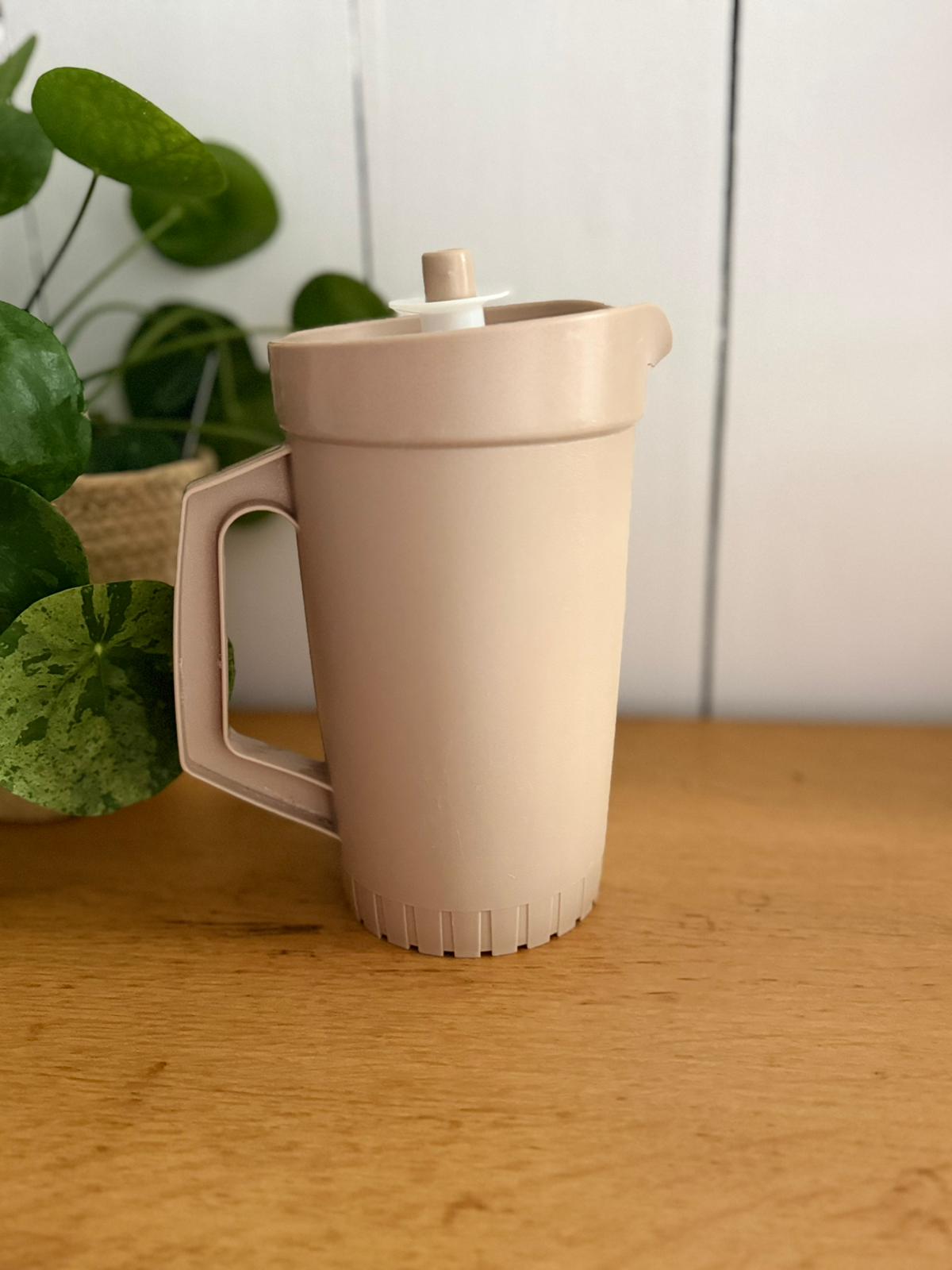 pichet isotherme tupperware vintage beige pichet isotherme tupperware vintage beige