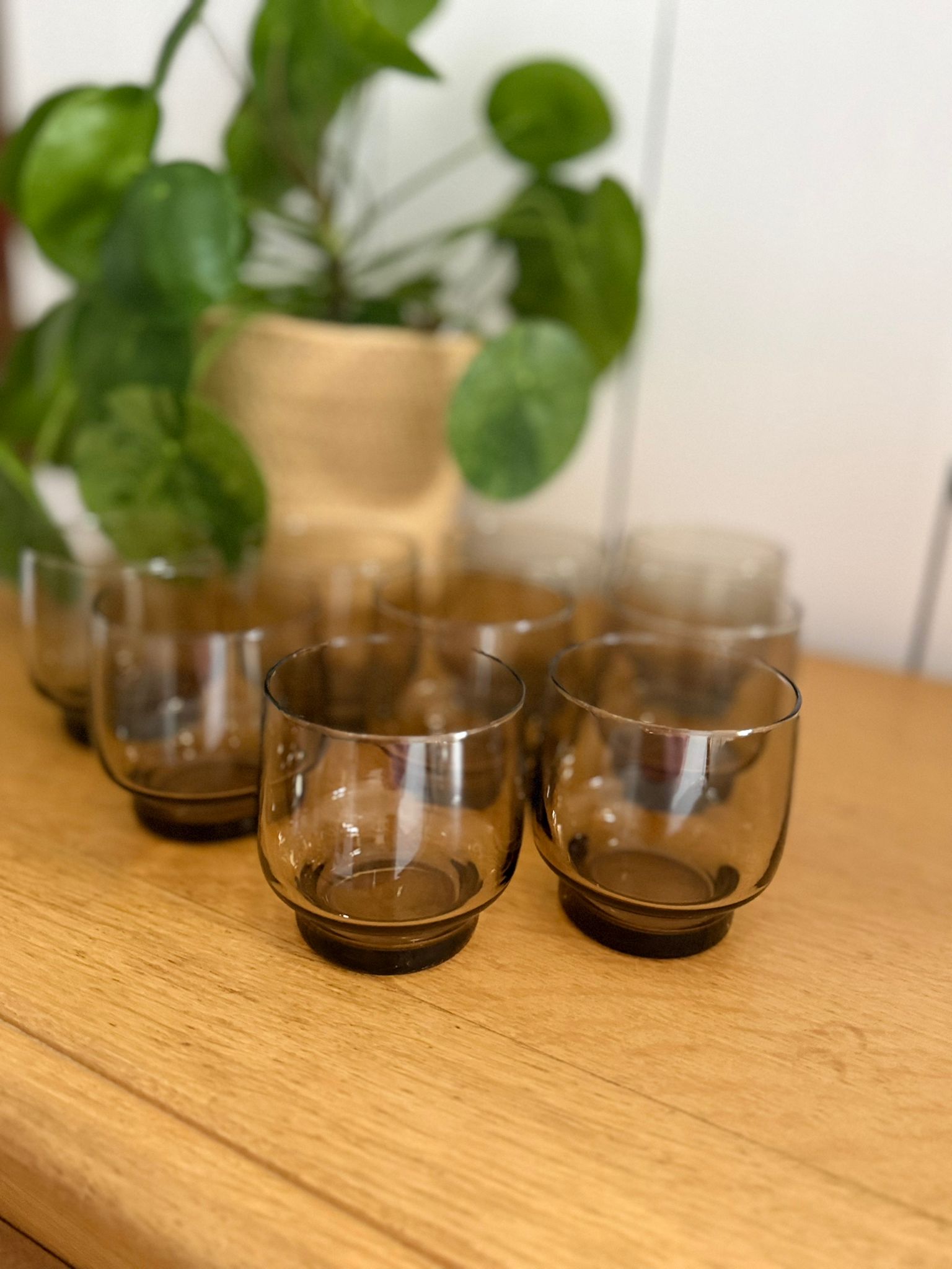 lot de 5 bols duralex vintage en verre fumé – années 70 lot de 5 bols duralex vintage en verre fumé – années 70