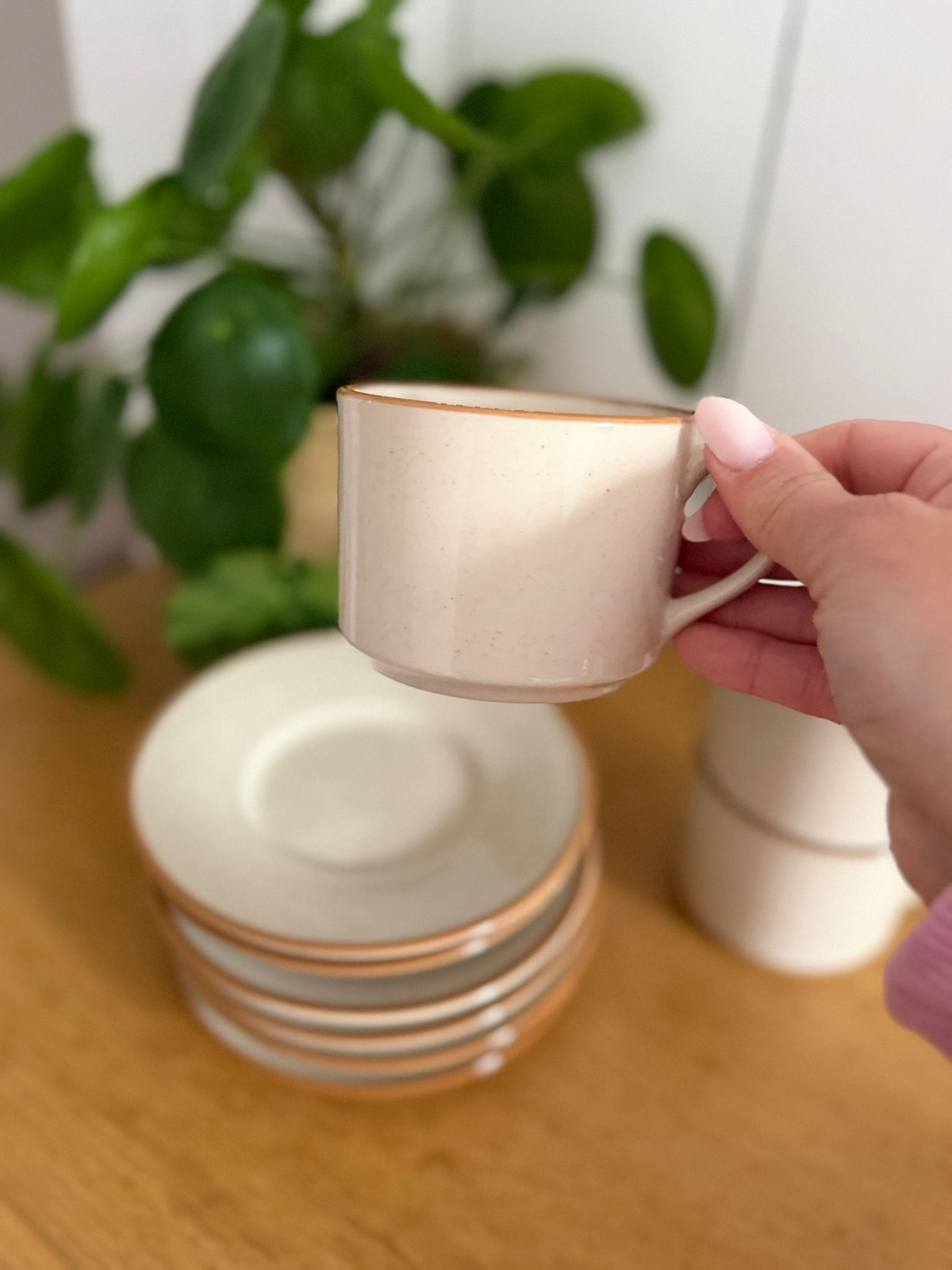 service à café vintage en grès naturel – 6 tasses et 6 sous tasses service à café vintage en grès naturel – 6 tasses et 6 sous tasses