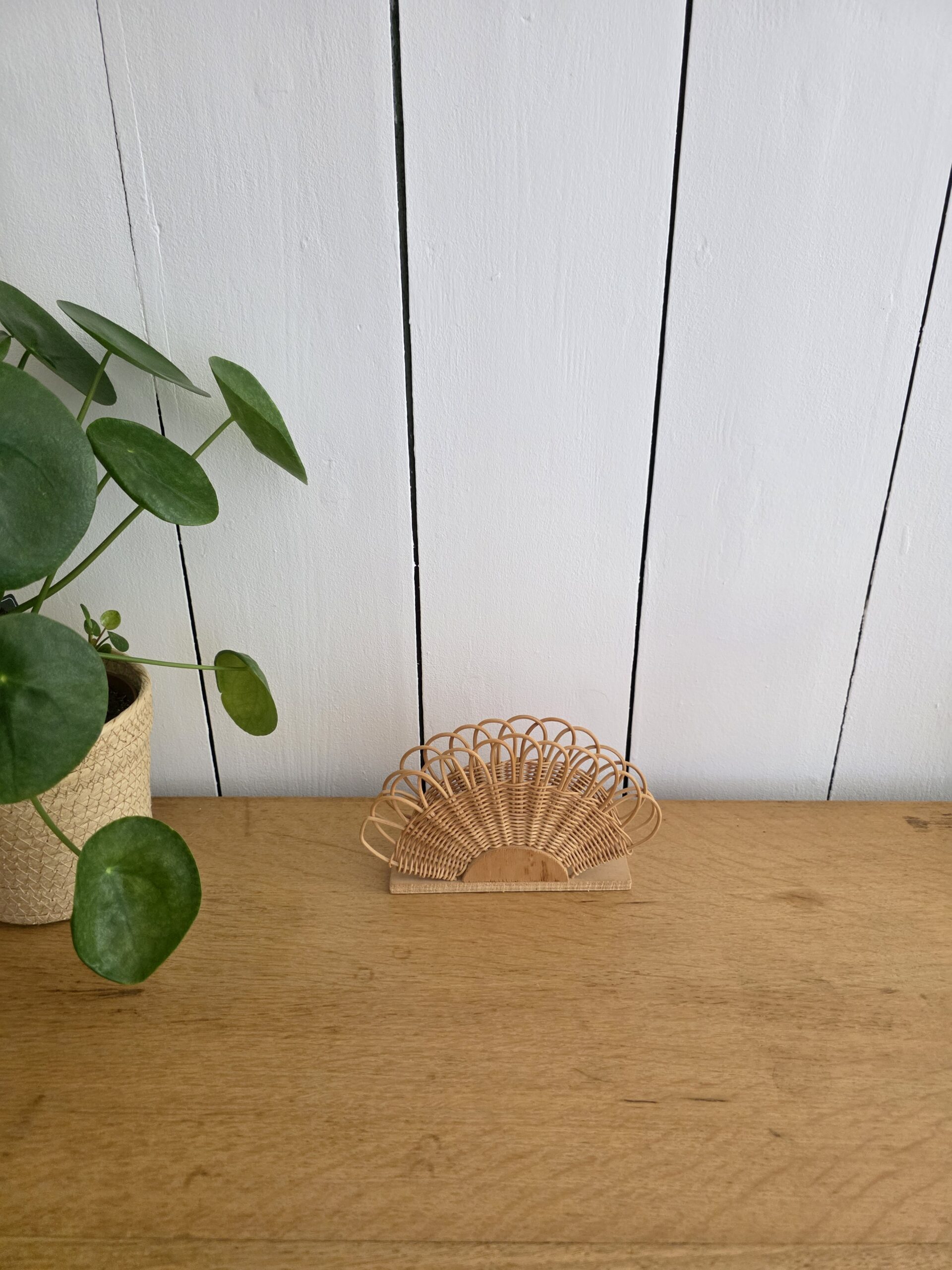 panier vintage en rotin tressé – corbeille à fruits bohème