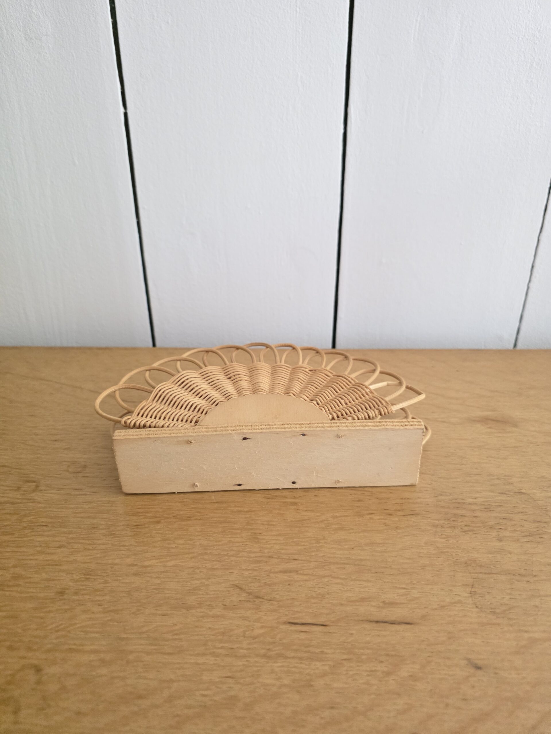 panier vintage en rotin tressé – corbeille à fruits bohème