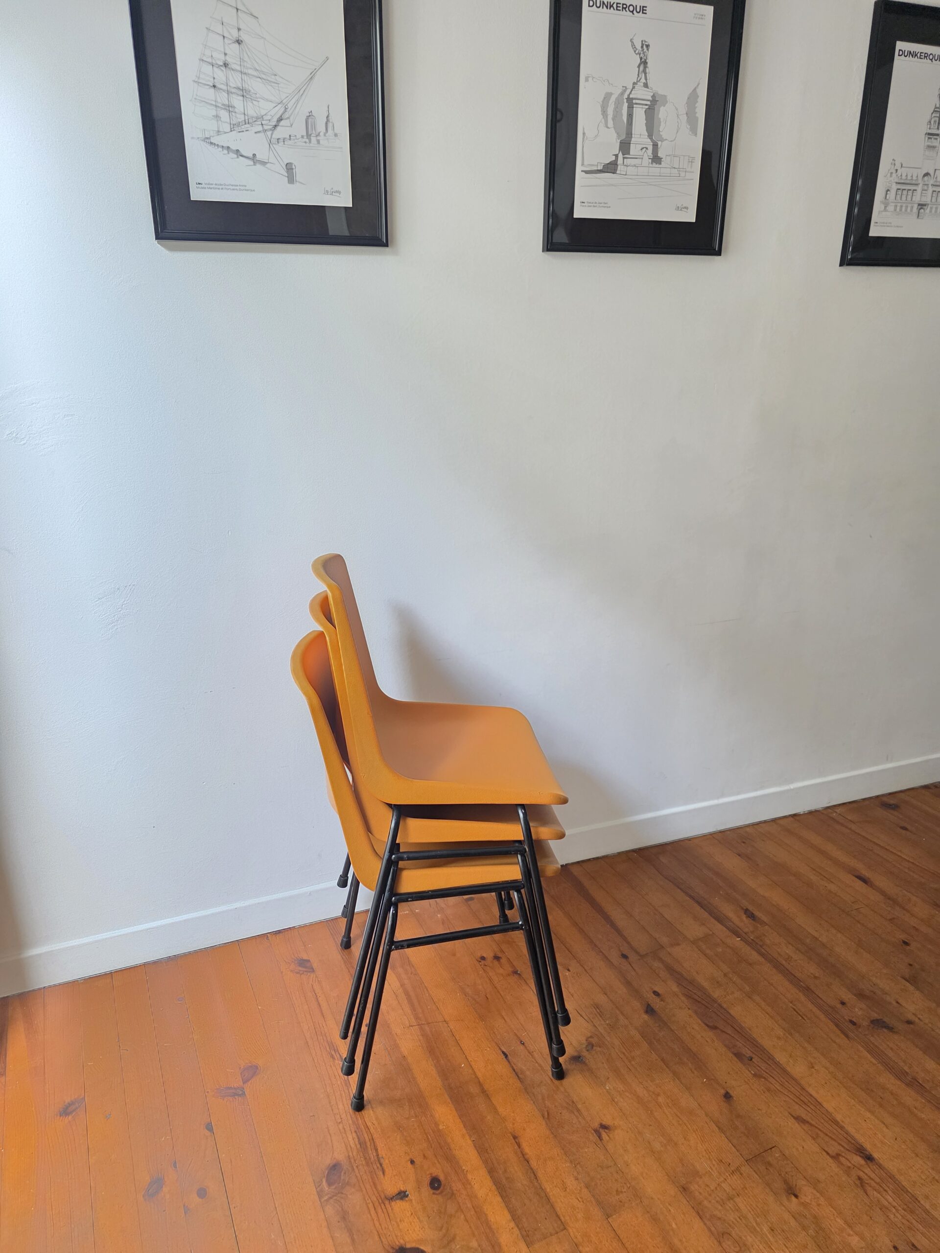lot de 3 chaises vintage grosfillex orange – réf. 2002 – made in france