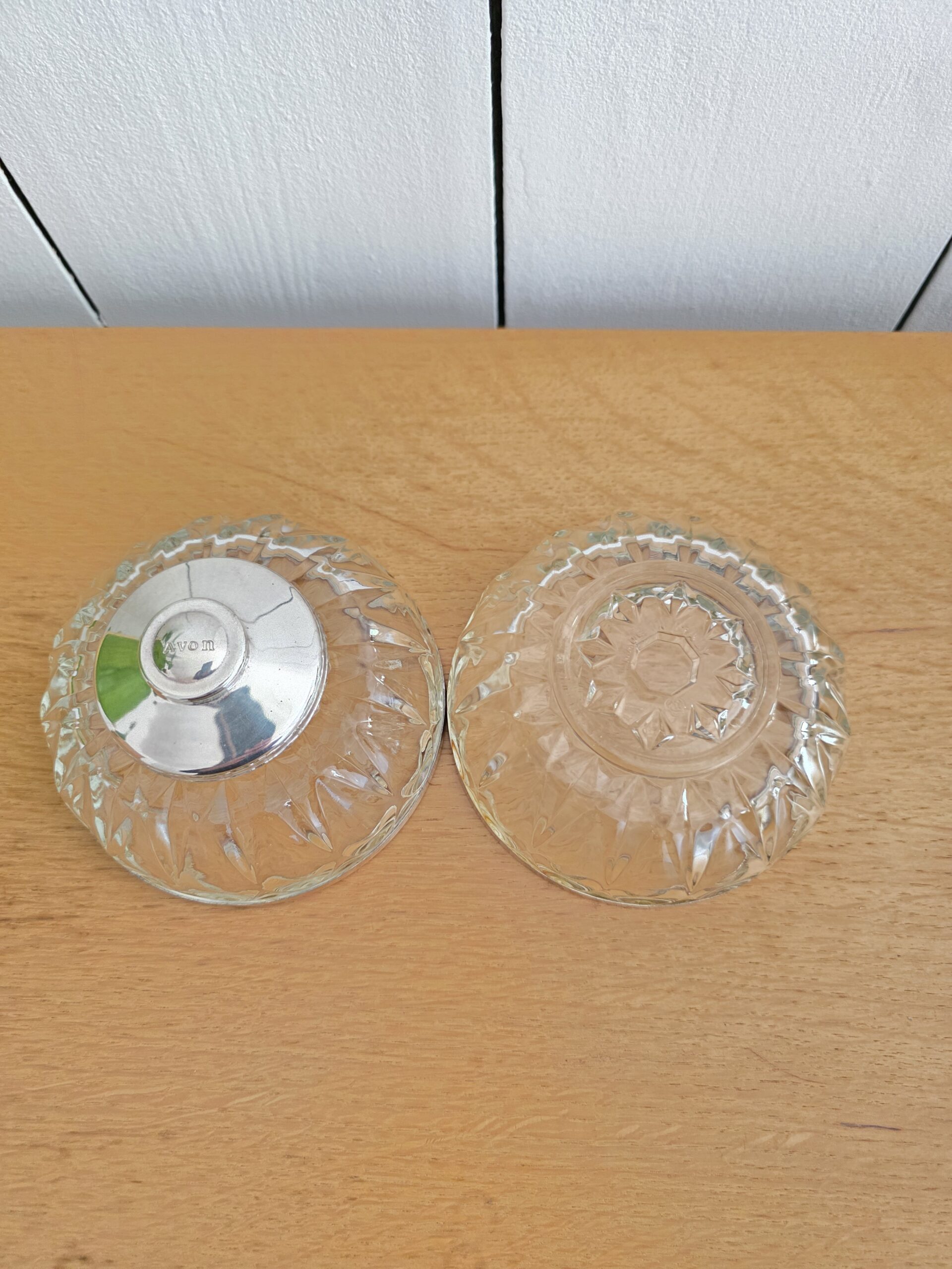 Boîte à bonbons Avon vintage en verre des années 70
