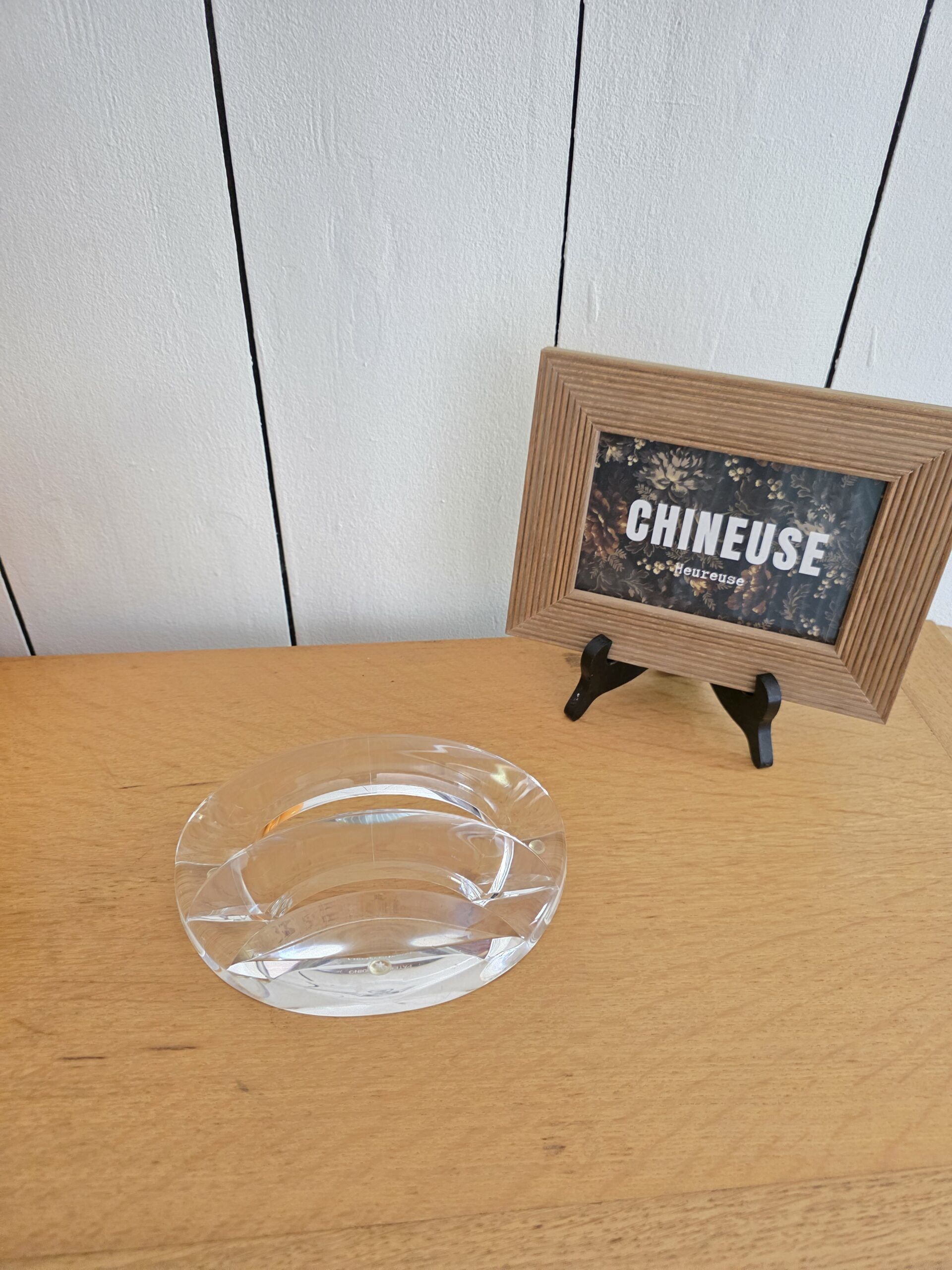 Porte-enveloppes vintage en acrylique transparent