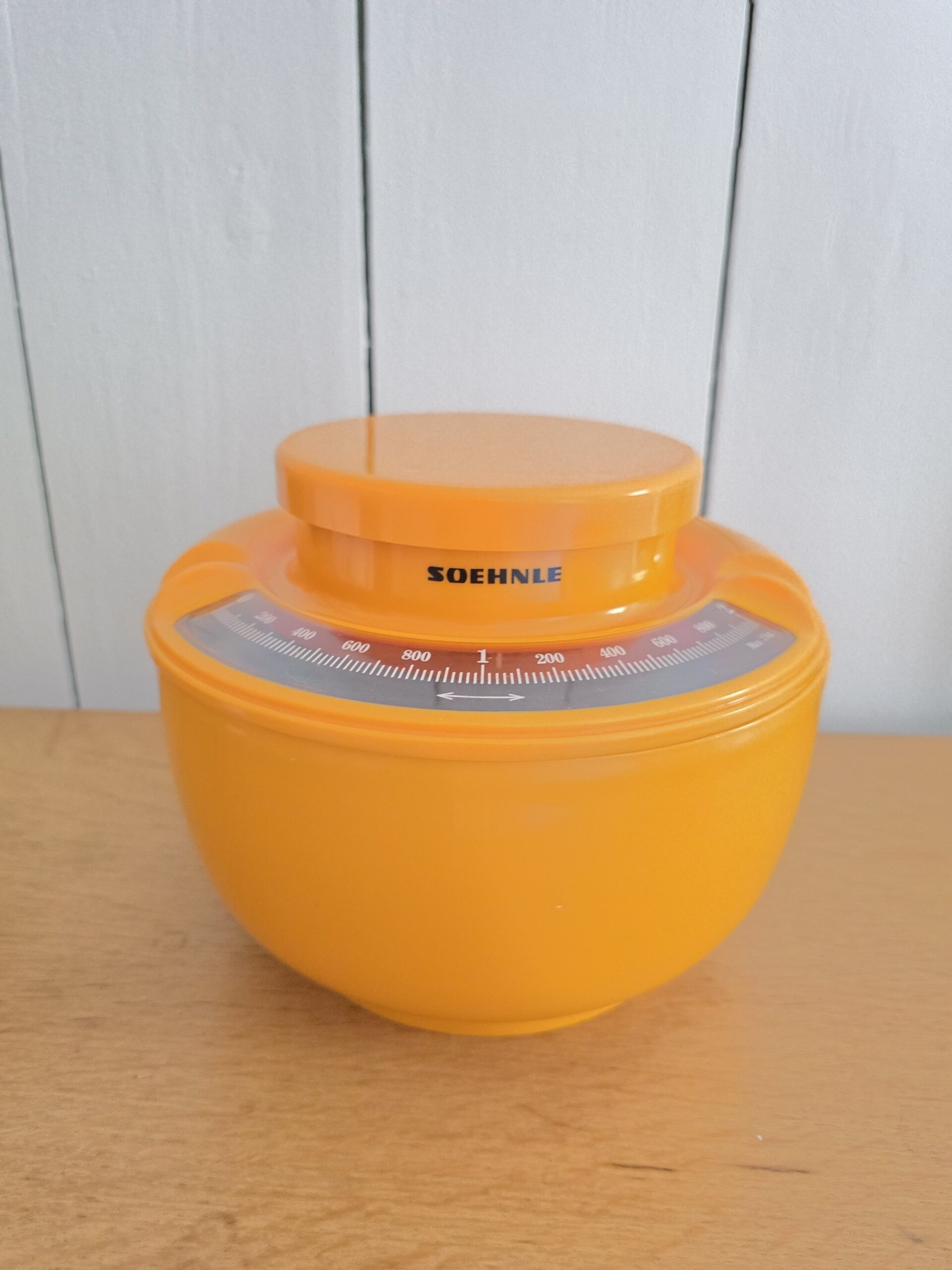 Balance orange vintage 2 kg