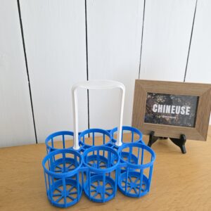 Porte-bouteilles vintage en plastique bleu