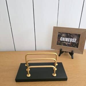 Porte-courrier Gigliodoro Italy vintage en cuir noir et métal doré