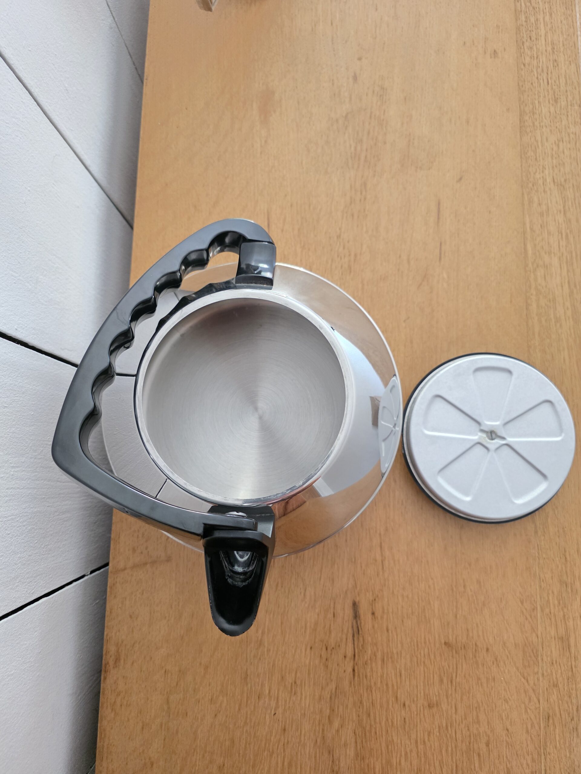 Intérieur bouilloire Fissler en acier inoxydable 18/10