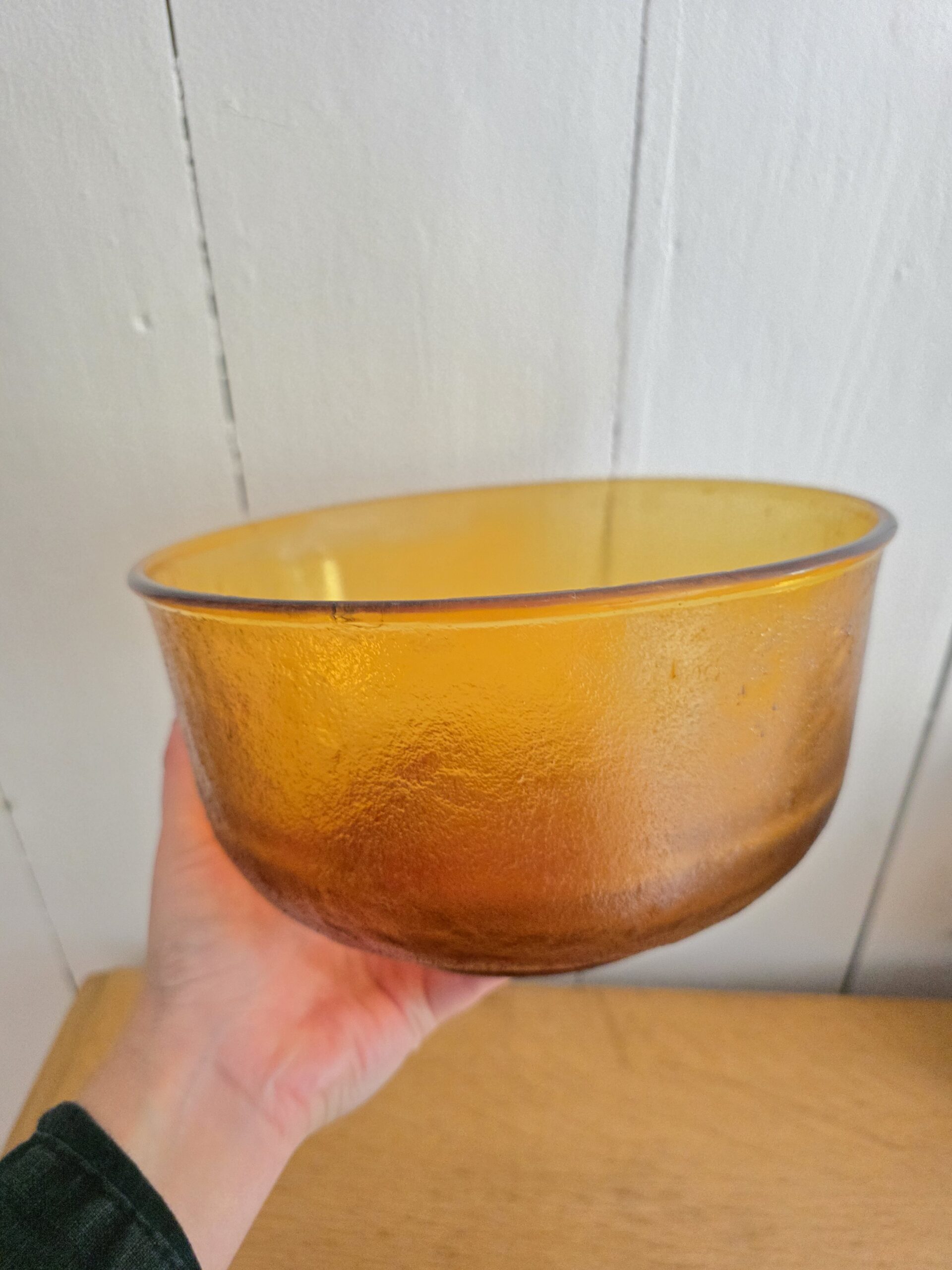 Saladier vintage en verre ambré orange – années 60/70 – Image 2
