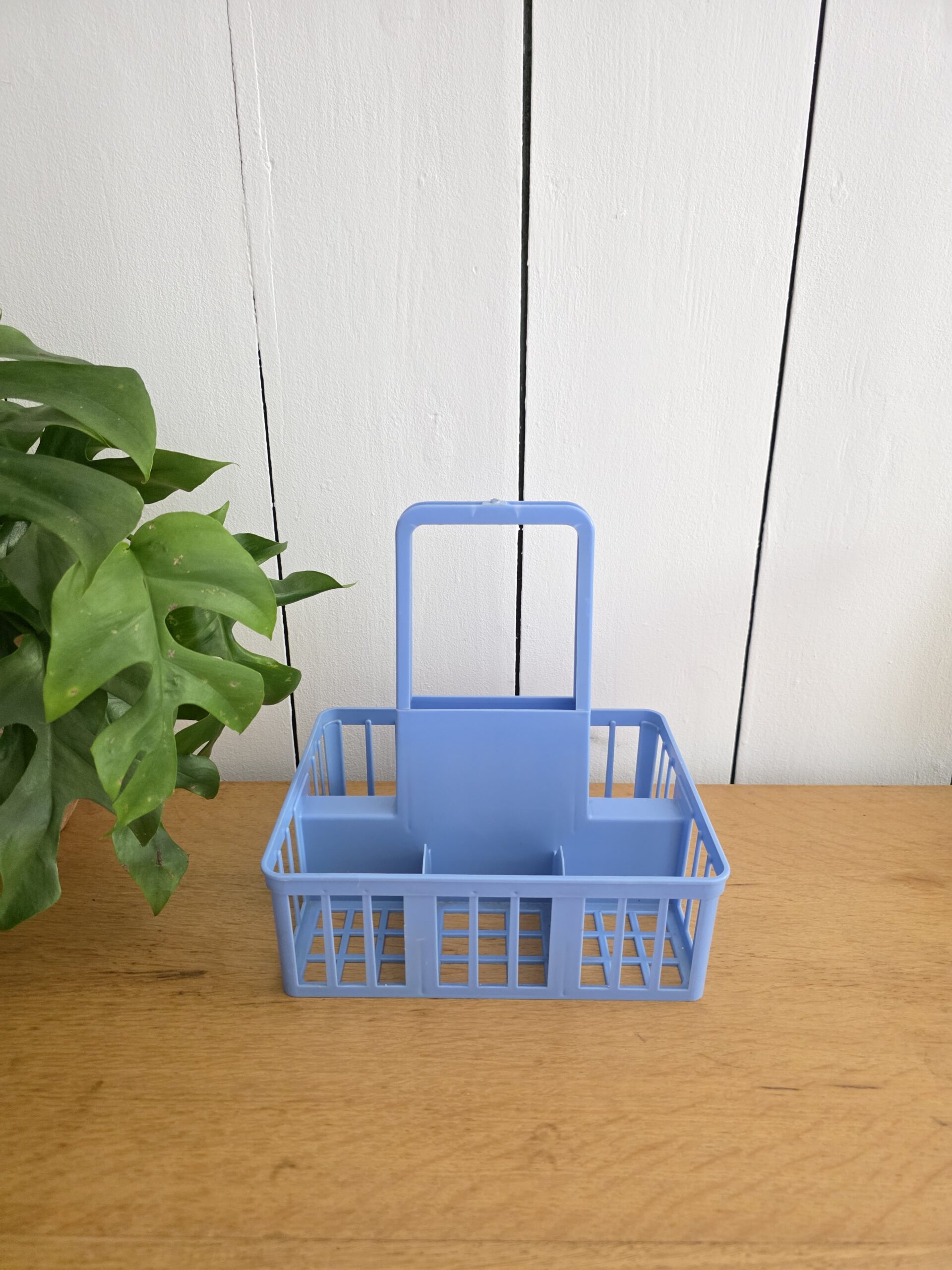 Porte-bouteilles DBP Plastics Antwerp vintage bleu – années 70