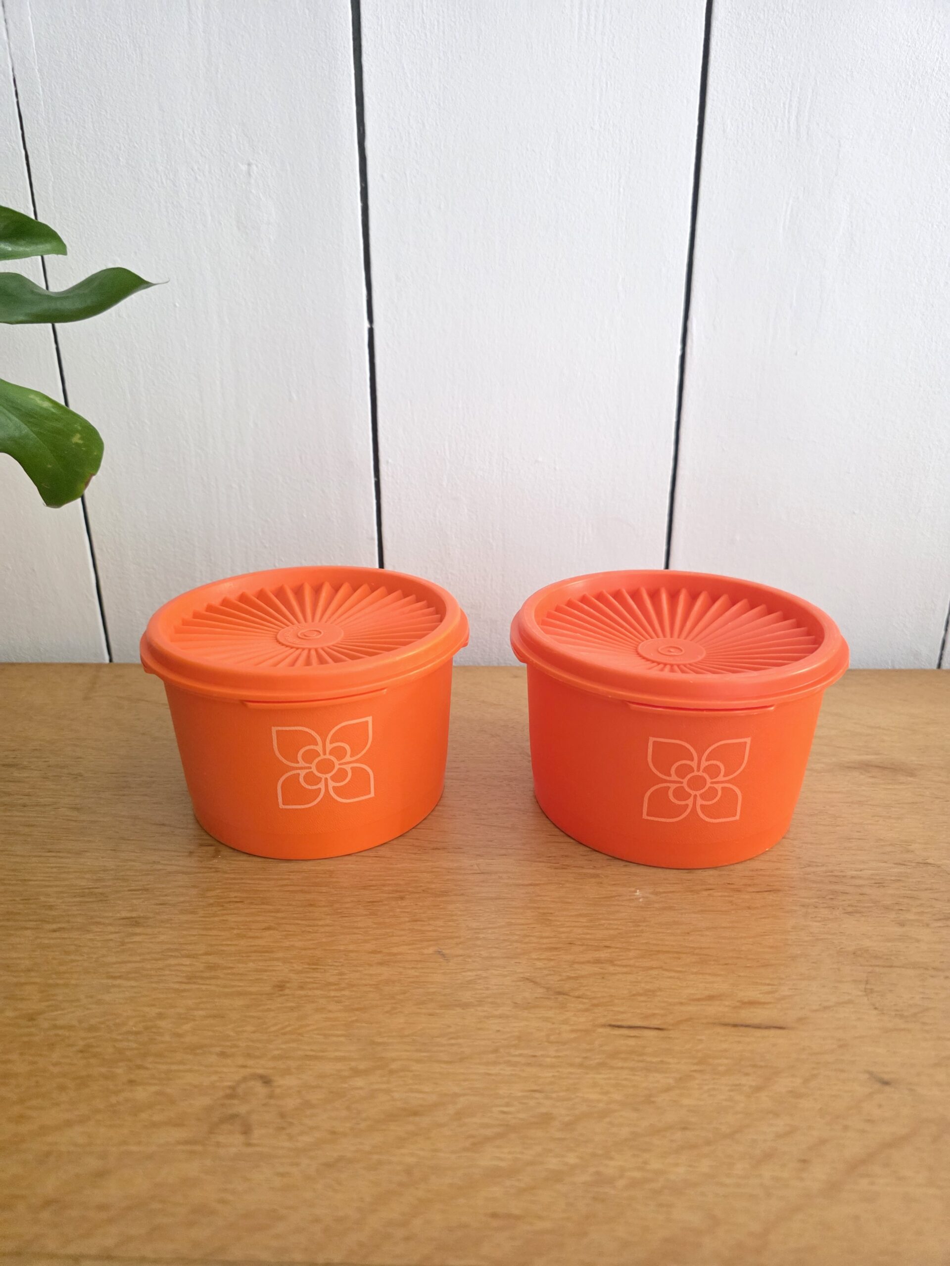 Lot de 2 boîtes Tupperware Soleil d’Or orange vintage années 70 – Image 2