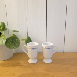 Lot de 2 tasses Cécémel vintage en céramique blanche à pied