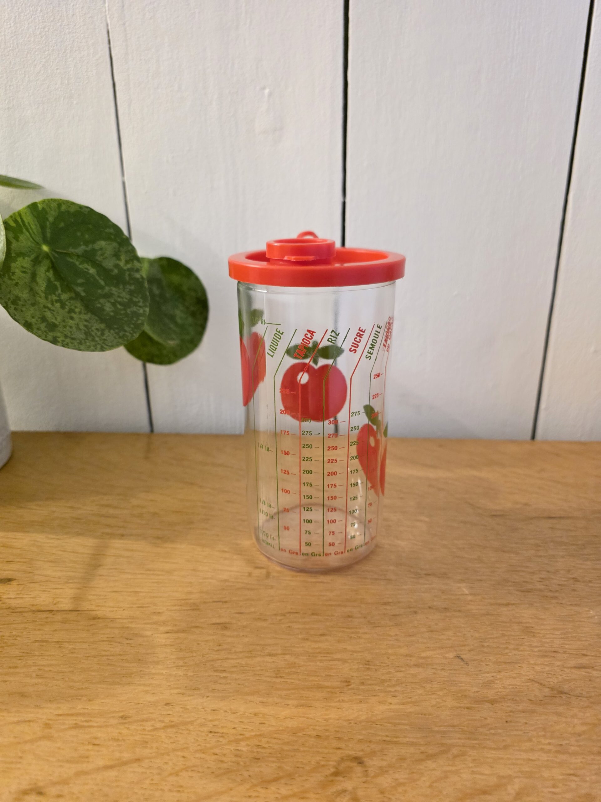 Verre doseur Henkel vintage Super Croix – pommes rouges